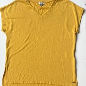 Orvis woman’s short sleeve v-neck tunic knit top mustard high low top size S